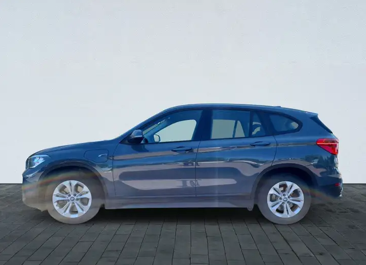 BMW 8 SERIES (01/04/2022) - 